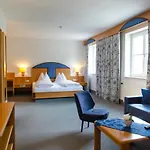 Gasthof-hotel Goldenes Schiff Hotell 3*