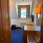 Gasthof-hotel Goldenes Schiff Hotell