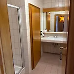 Gasthof-hotel Goldenes Schiff Hotell