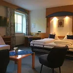 Gasthof-hotel Goldenes Schiff Hotell Engelhartszell