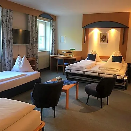 Hotel Hotel-restaurant Goldenes Schiff 3*