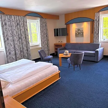 Hotel-restaurant Goldenes Schiff 3*