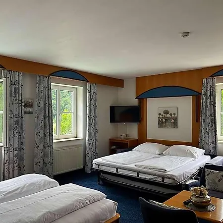 Hotel-restaurant Goldenes Schiff 3*