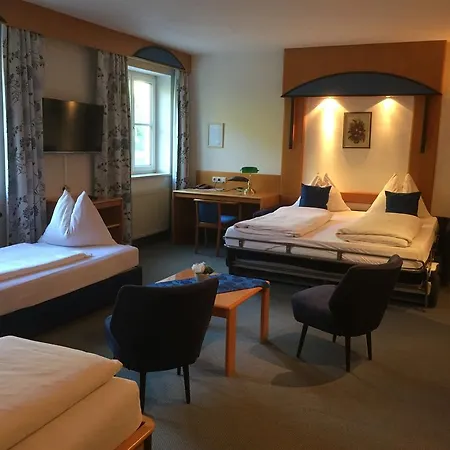 Goldenes Schiff Hotel 3*
