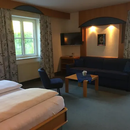 Gasthof-hotel Goldenes Schiff Hotel