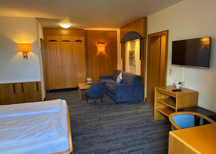 Gasthof-hotel Goldenes Schiff Engelhartszell