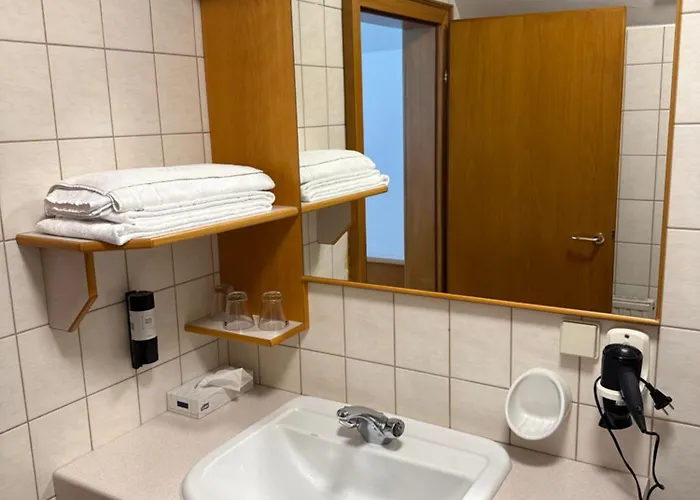 Gasthof-hotel Goldenes Schiff Hotel