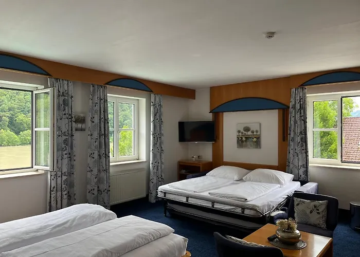 Gasthof-hotel Goldenes Schiff