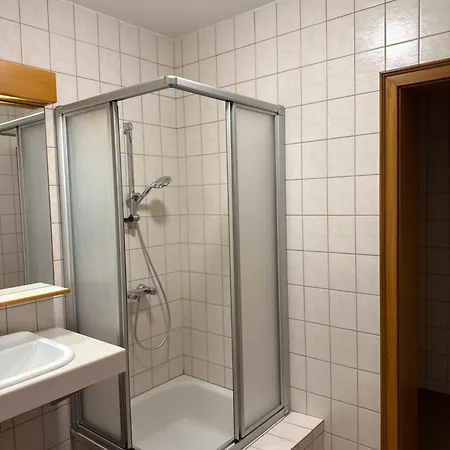 Gasthof-hotel Goldenes Schiff מלון אנגלהרטצל