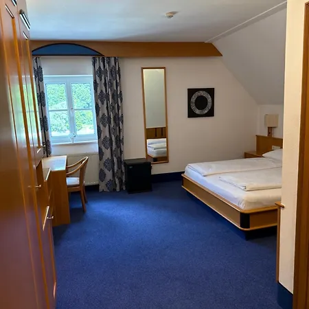 Gasthof-hotel Goldenes Schiff מלון 3*