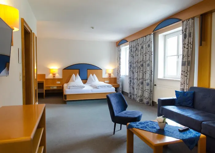 Gasthof-hotel Goldenes Schiff Hotel 3*