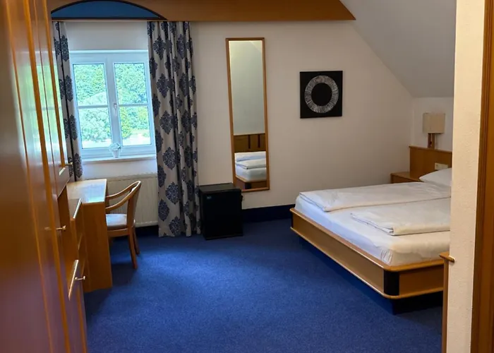 Gasthof-hotel Goldenes Schiff Hotel 3*